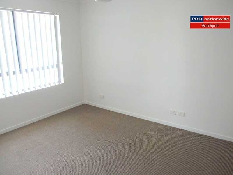 Unit 11/15-17 Lloyd Street, Southport QLD 4215