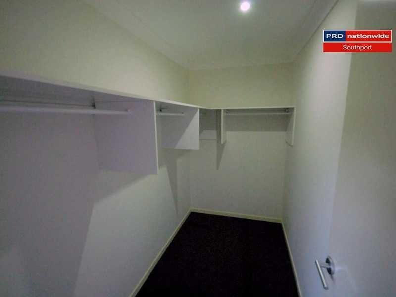 7/16-18 Geoff Wolter Drive West, Molendinar QLD 4214