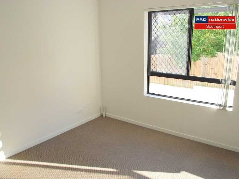 Unit 3/15-17 Lloyd Street, Southport QLD 4215