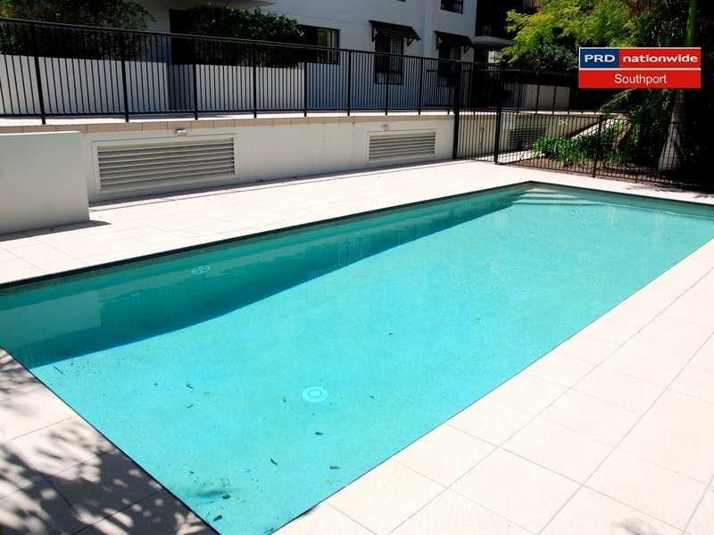 Unit 3/15-17 Lloyd Street, Southport QLD 4215
