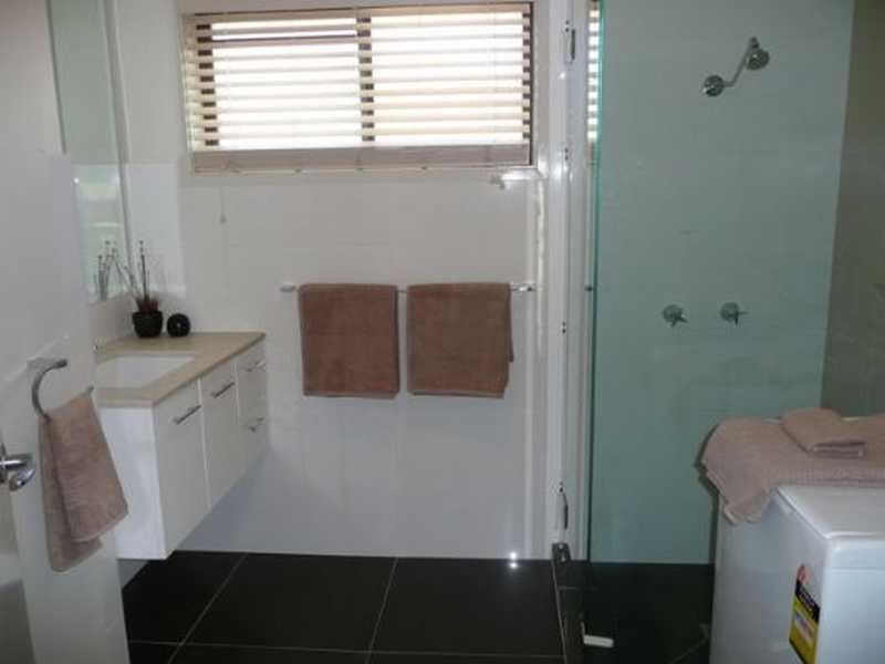 Unit 3/147 High Street, Southport QLD 4215