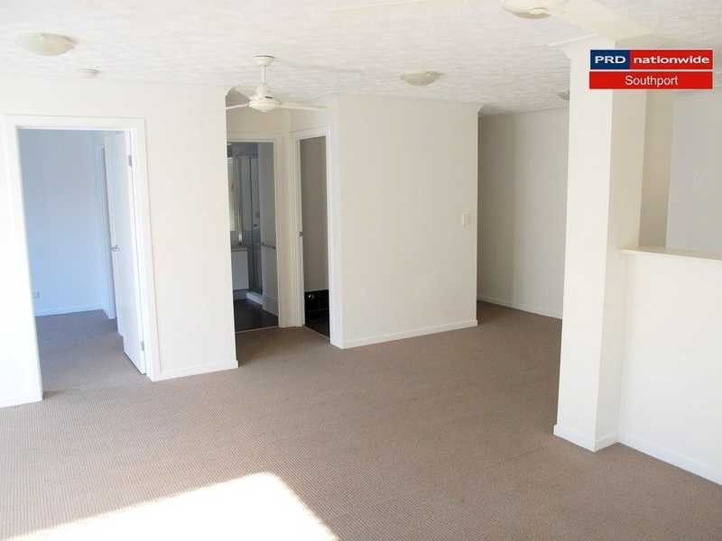 Unit 5/15-17 Lloyd Street, Southport QLD 4215