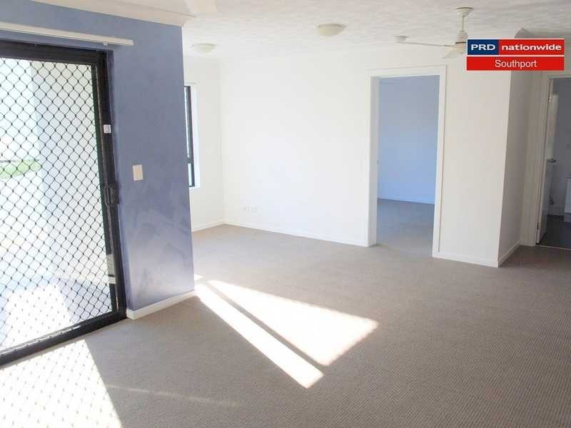 Unit 5/15-17 Lloyd Street, Southport QLD 4215