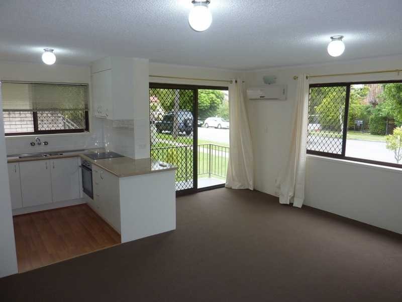 4/16 Andrews Street, Southport QLD 4215