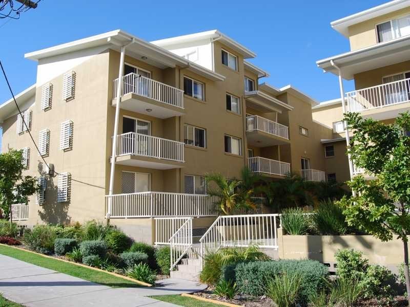 6 / 64-66 Queen Street, Southport QLD 4215