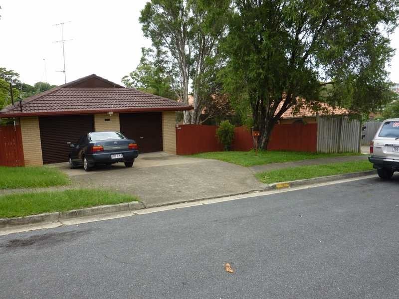 2 / 13 Caroline Avenue, Southport QLD 4215