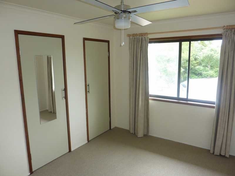 2 / 13 Caroline Avenue, Southport QLD 4215