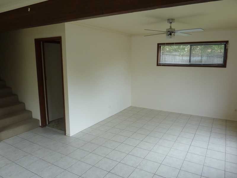 2 / 13 Caroline Avenue, Southport QLD 4215