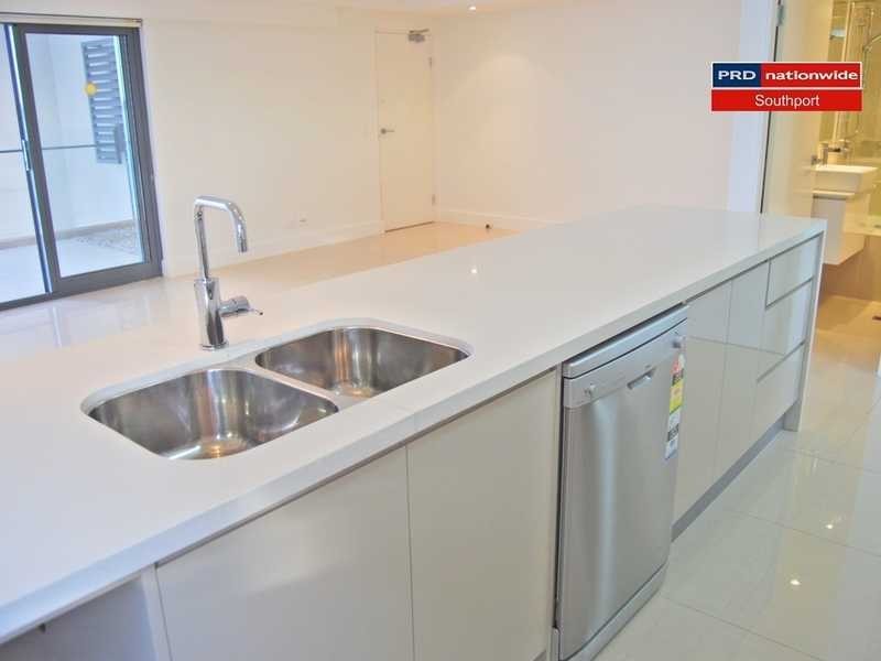 Unit 15/508 Marine Parade, Biggera Waters QLD 4216