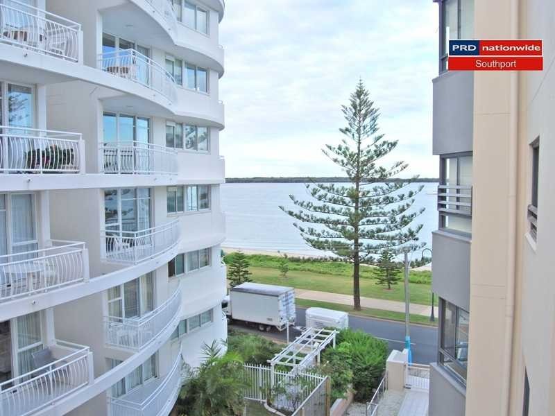 Unit 15/508 Marine Parade, Biggera Waters QLD 4216
