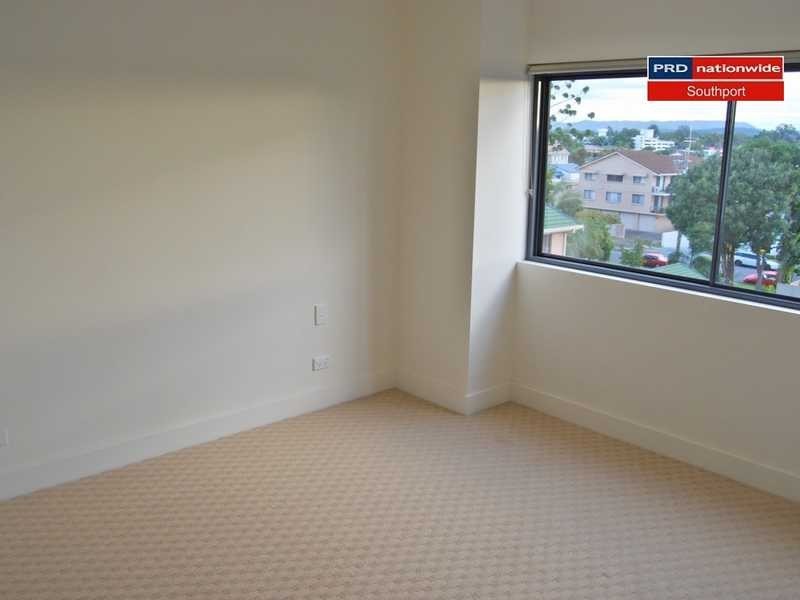 Unit 15/508 Marine Parade, Biggera Waters QLD 4216