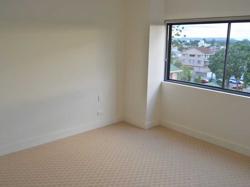 Unit 15/508 Marine Parade, Biggera Waters QLD 4216