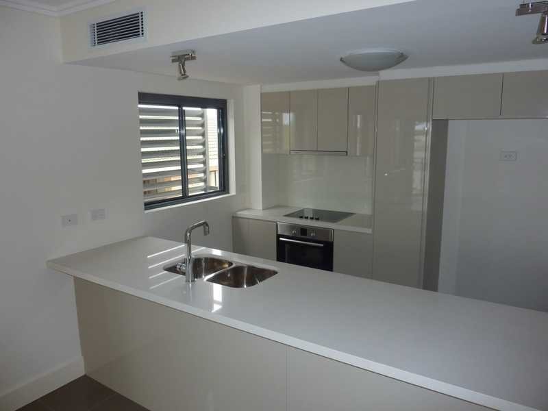 6 / 508 Marine Parade, Biggera Waters QLD 4216