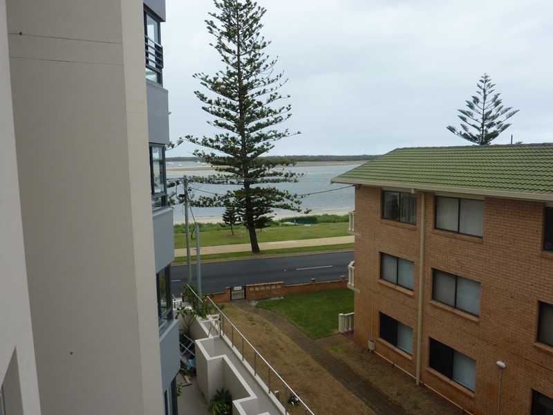 6 / 508 Marine Parade, Biggera Waters QLD 4216