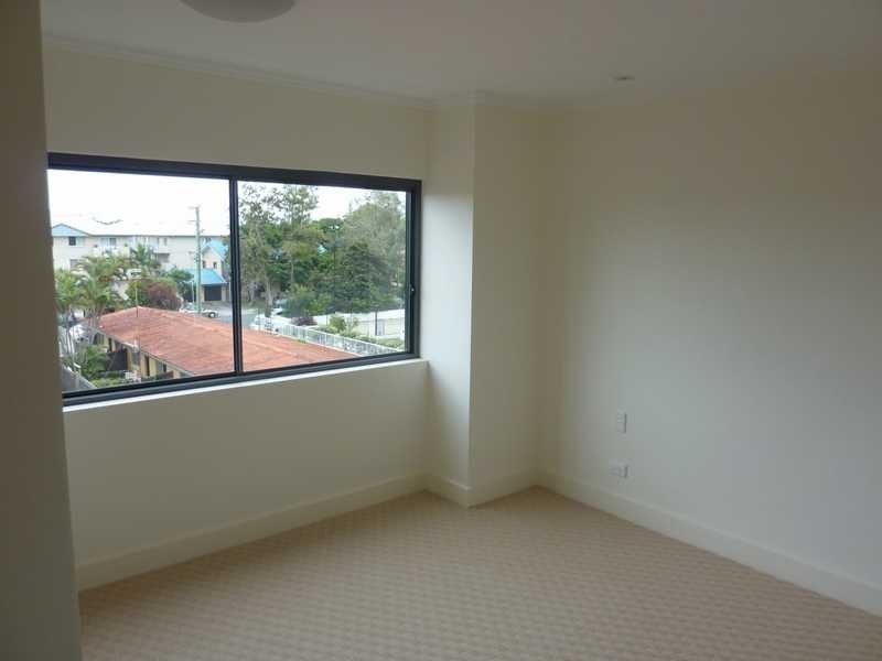 6 / 508 Marine Parade, Biggera Waters QLD 4216