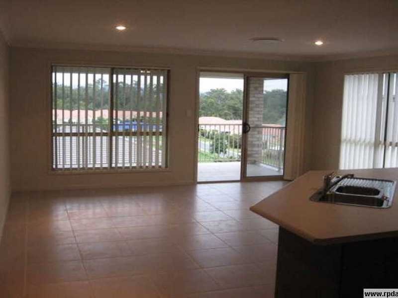 53 Zane Street, Molendinar QLD 4214