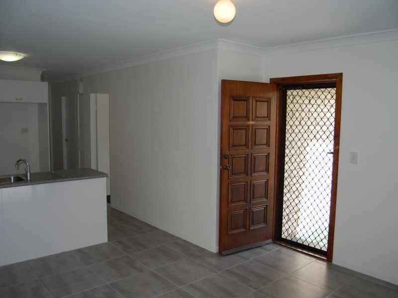 Unit 5/25 Lenneberg Street, Southport QLD 4215