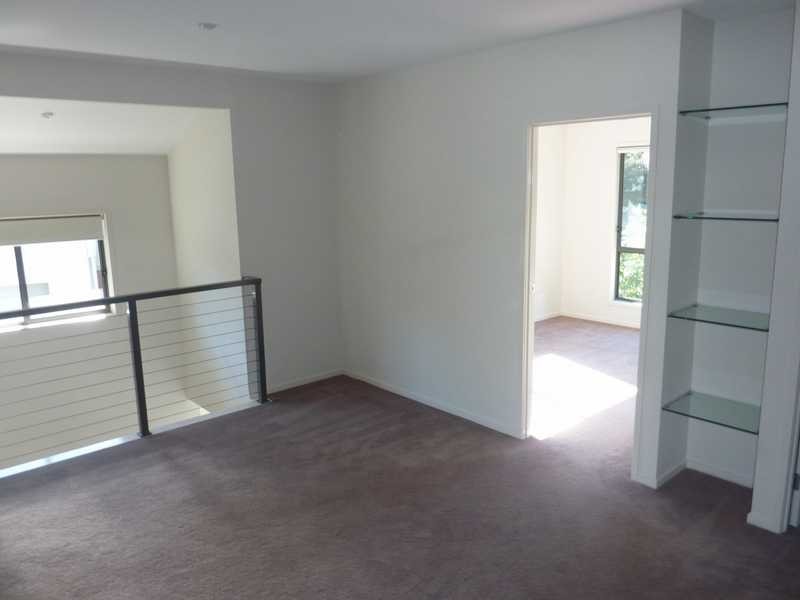 3/75 Benowa Road, Southport QLD 4215