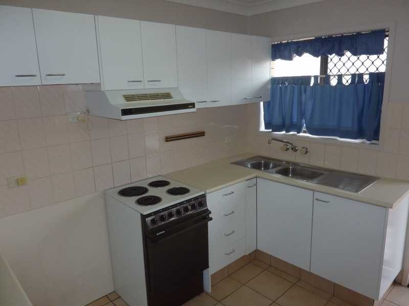 Unit 8/39 Lenneberg Street, Southport QLD 4215