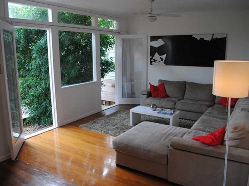 6 West King Lane, Southport QLD 4215