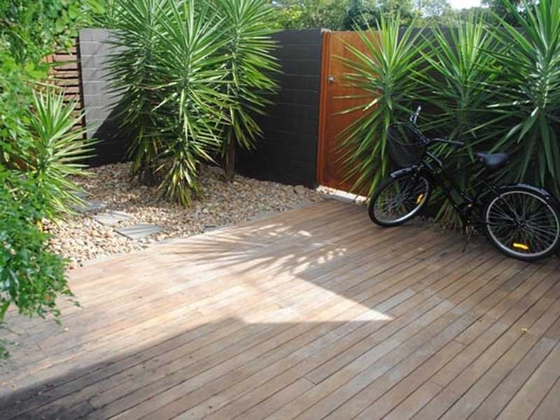 6 West King Lane, Southport QLD 4215