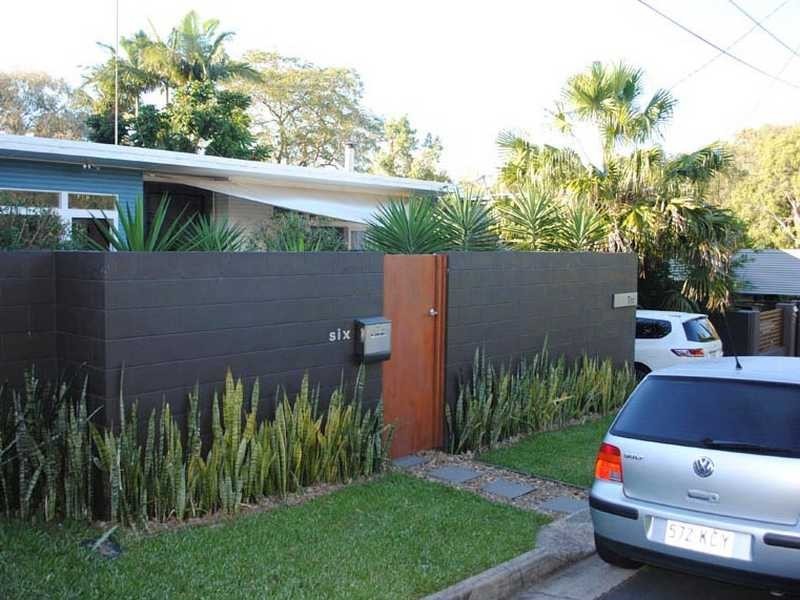 6 West King Lane, Southport QLD 4215