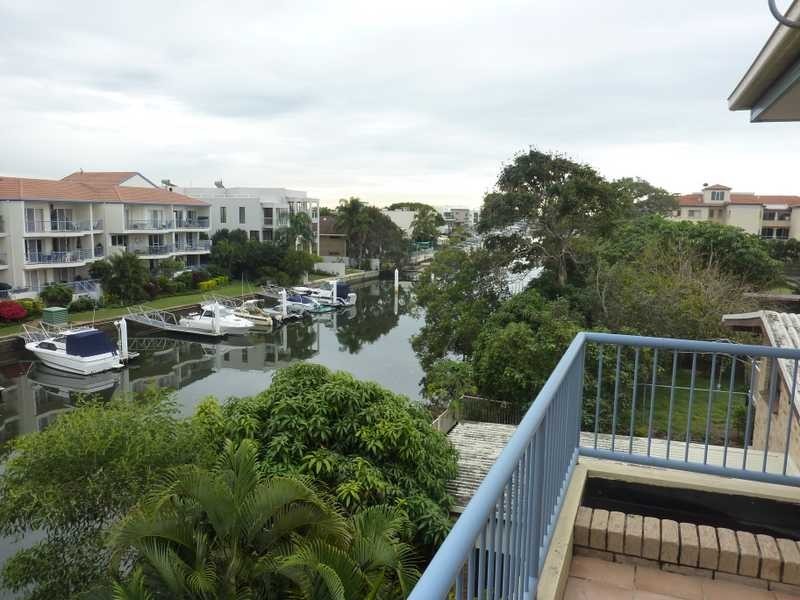6/14 Oatland Drive, Biggera Waters QLD 4216