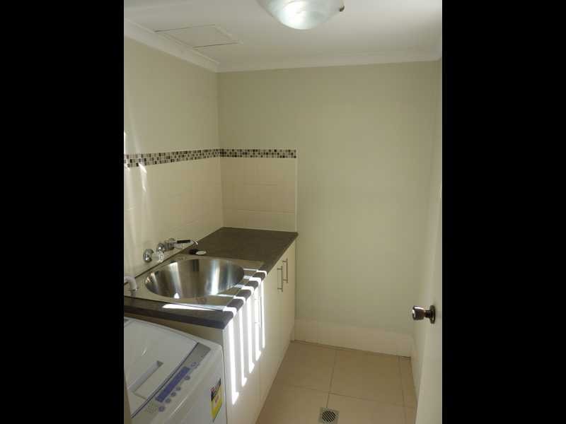 8/164 High Street, Southport QLD 4215