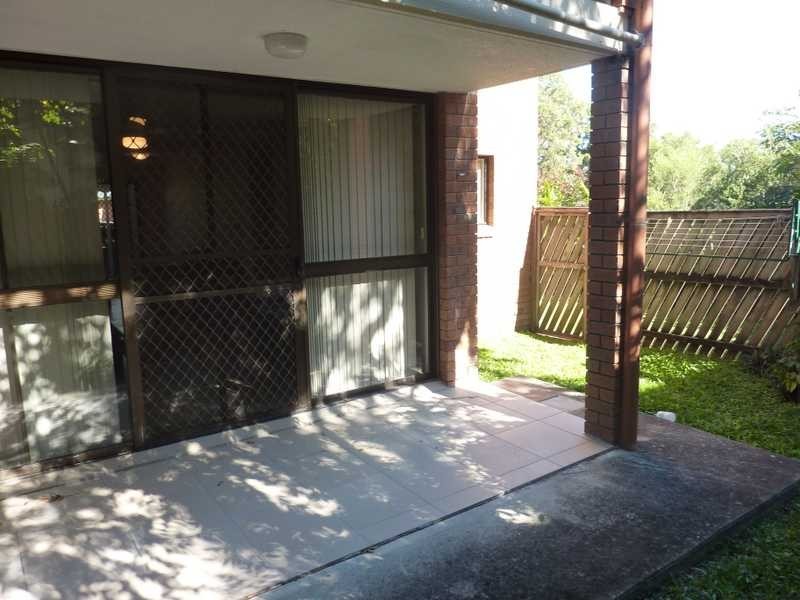 8/164 High Street, Southport QLD 4215