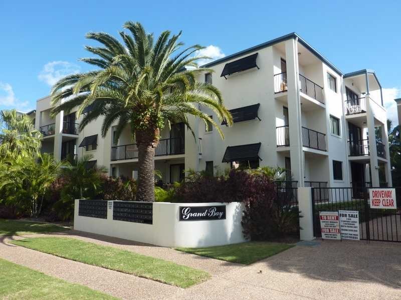 35/38 Frank Street, Labrador QLD 4215