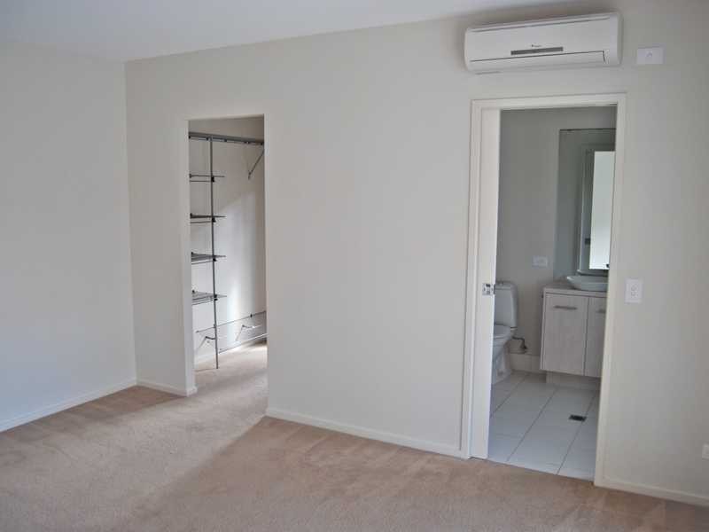 Unit 8/75 Benowa Road, Southport QLD 4215