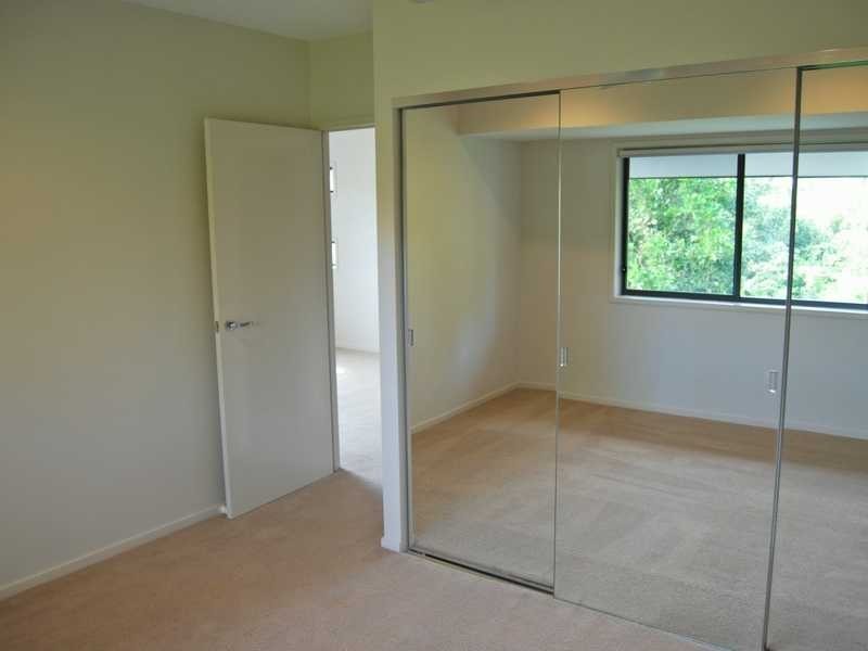 Unit 8/75 Benowa Road, Southport QLD 4215