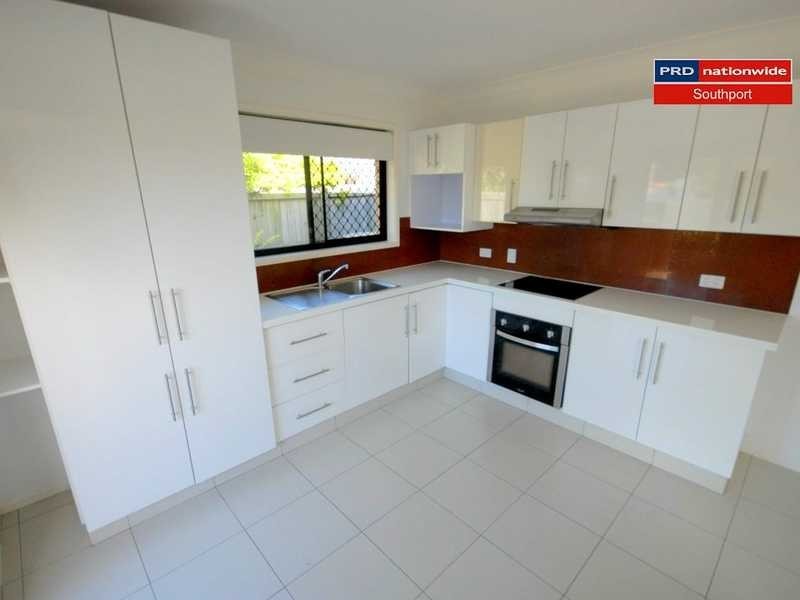 1/14 Judith Avenue, Southport QLD 4215