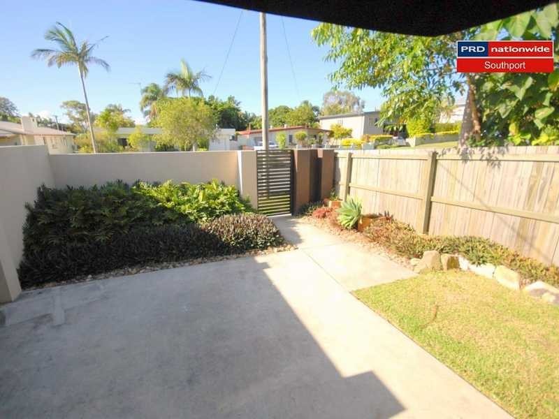 1/14 Judith Avenue, Southport QLD 4215