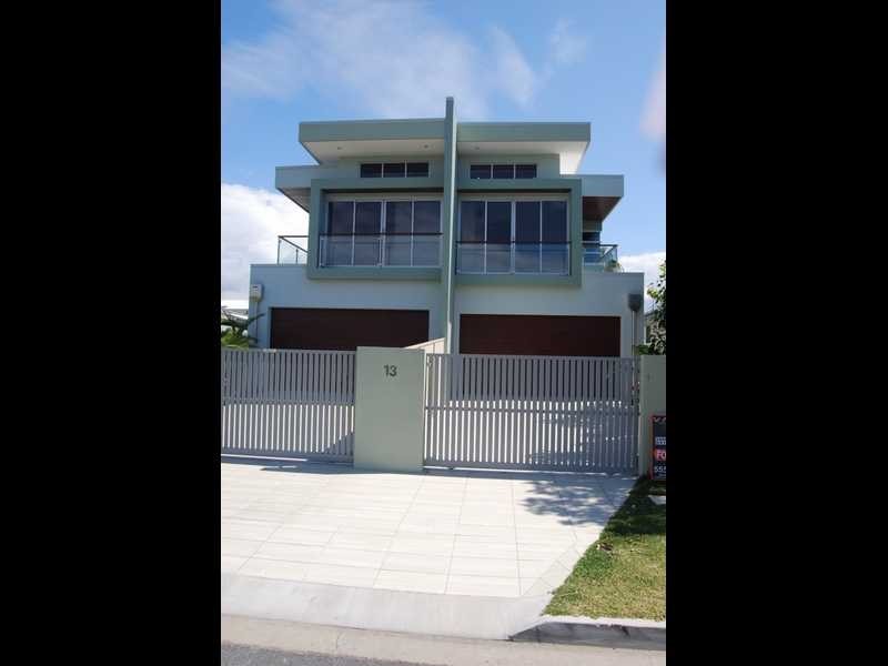 1/13 Oleander Ave, Biggera Waters QLD 4216