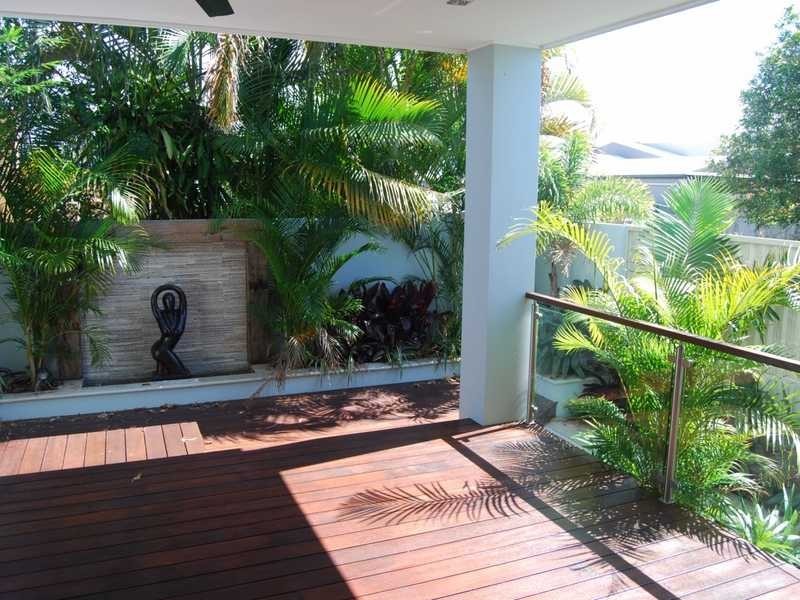 1/13 Oleander Ave, Biggera Waters QLD 4216
