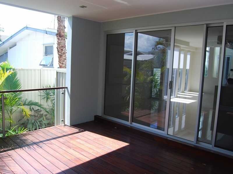 1/13 Oleander Ave, Biggera Waters QLD 4216