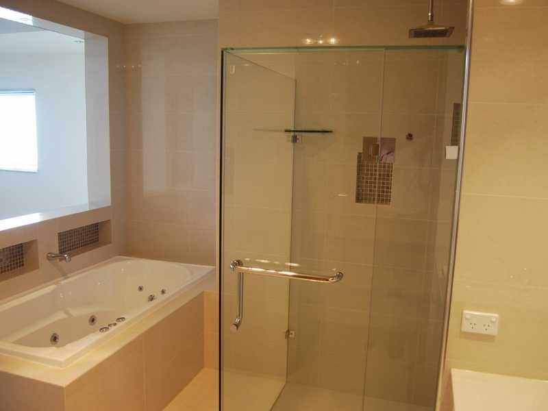 1/13 Oleander Ave, Biggera Waters QLD 4216