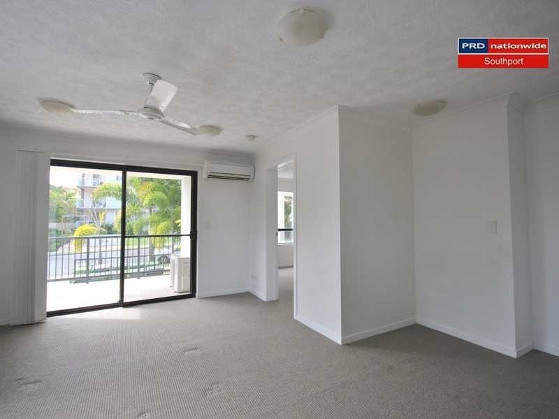 Unit 8/15-17 Lloyd Street, Southport QLD 4215