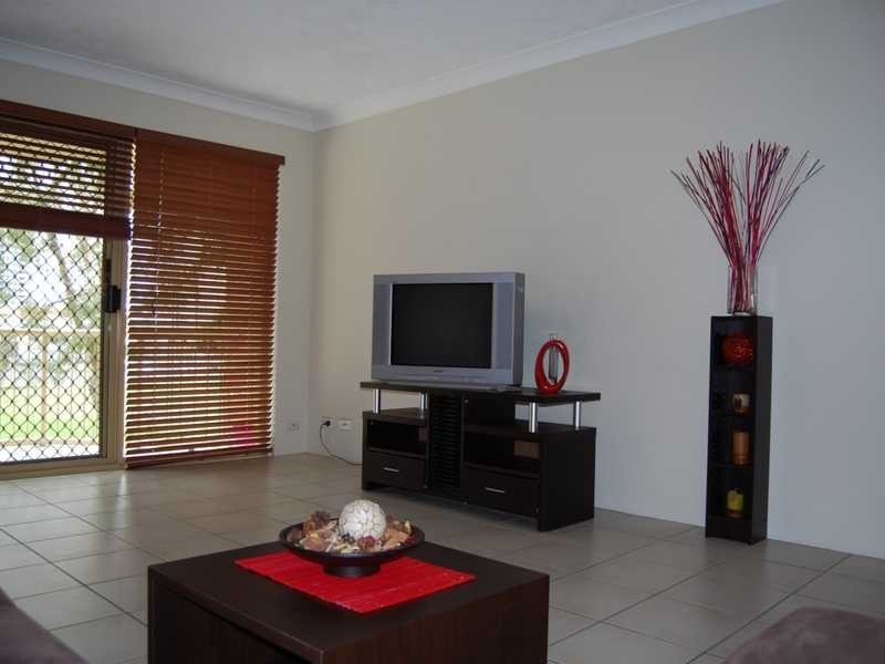 8/35 Huth Street, Labrador QLD 4215