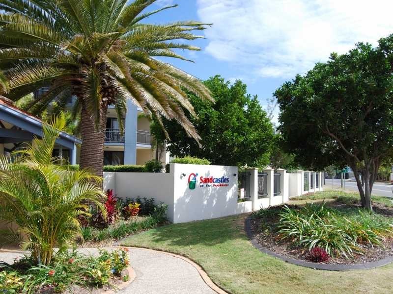 323/292 Marine Parade, Labrador QLD 4215