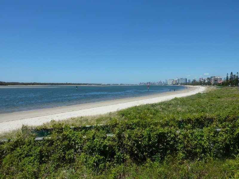 323/292 Marine Parade, Labrador QLD 4215