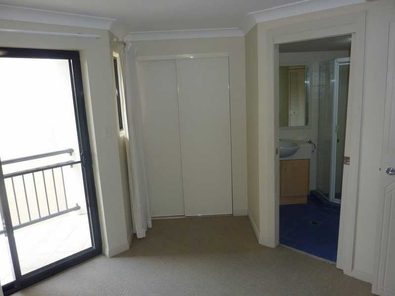 323/292 Marine Parade, Labrador QLD 4215