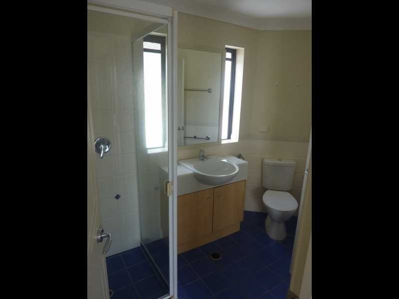 323/292 Marine Parade, Labrador QLD 4215