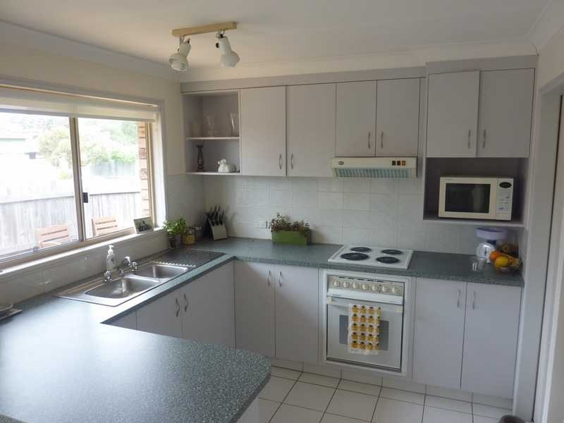 2 / 5 Pamela Court, Labrador QLD 4215