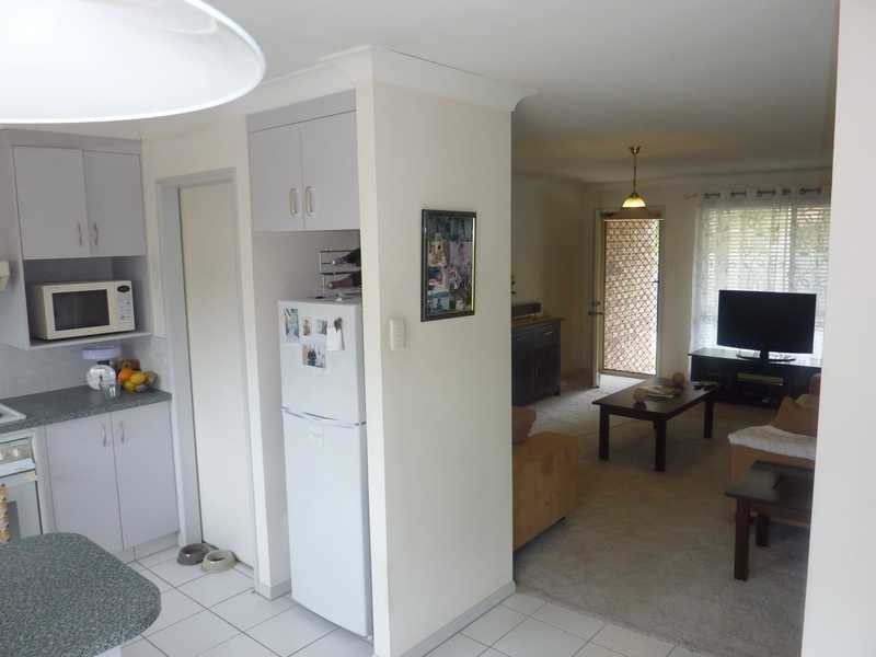 2 / 5 Pamela Court, Labrador QLD 4215