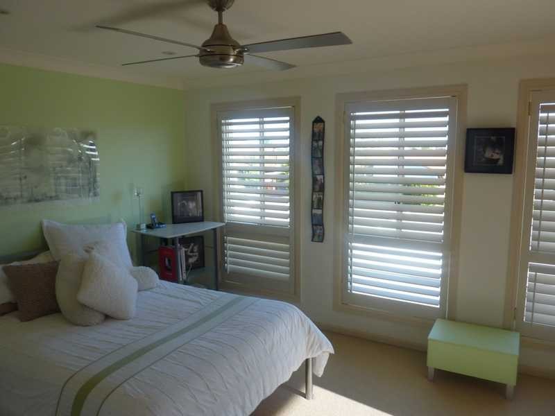 Unit 1/31 Runaway Bay Ave, Runaway Bay QLD 4216