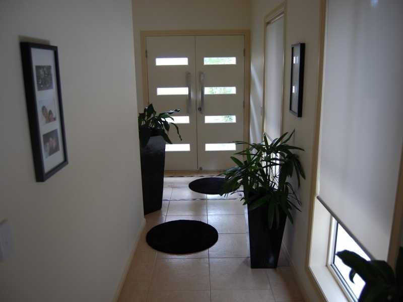 Unit 1/31 Runaway Bay Ave, Runaway Bay QLD 4216