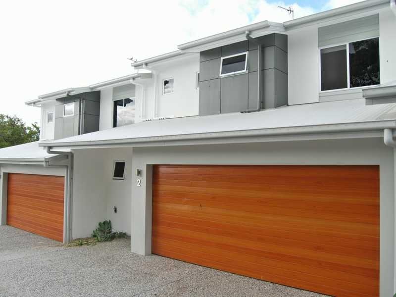 Unit 2/84 Falconer Street, Southport QLD 4215