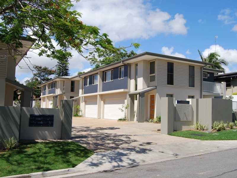 4/4-6 Locke Street, Southport QLD 4215